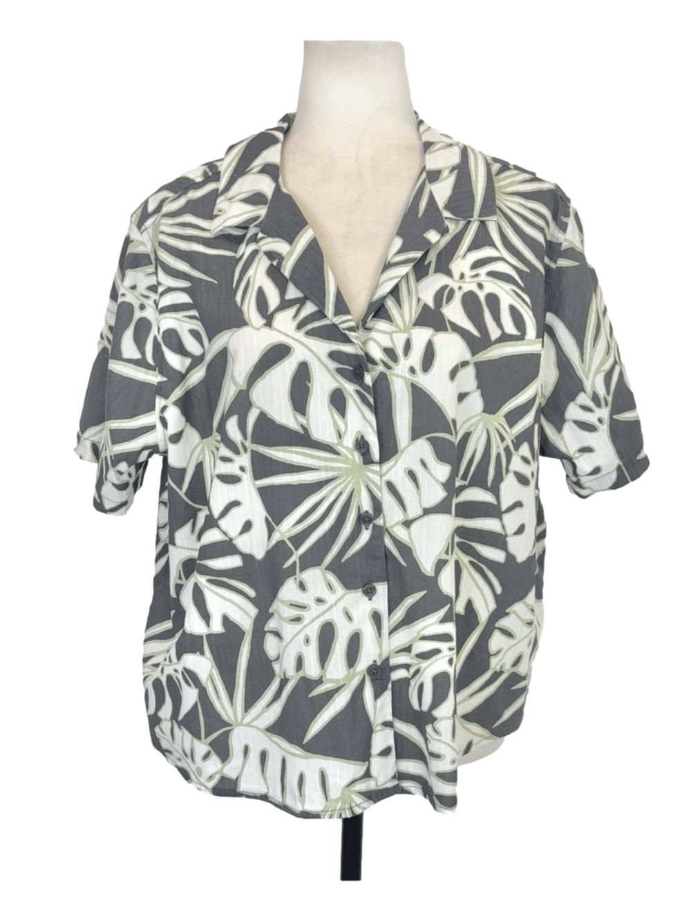 FarWest leaf print oversized shirt, NWOT